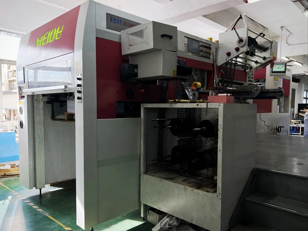 Automatische heetfoliepersmachine voor luxe verpakkingsafwerkingen